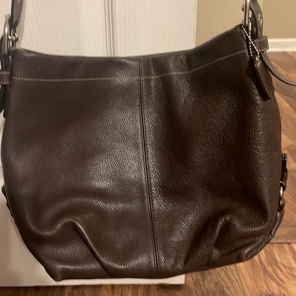 I am selling a coach hand bag - Picture 2 of 10